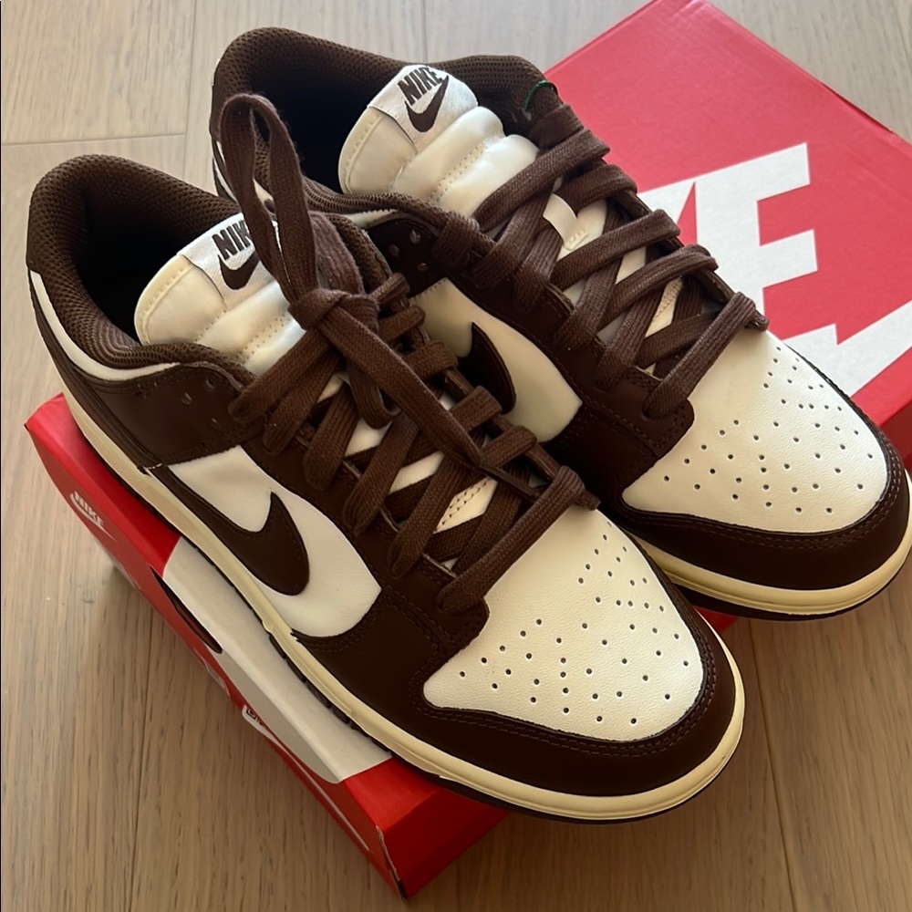 Women’s 8.5 Nike Dunk Low Sneakers in cacao wow-coconut milk - Picture 5 of 11